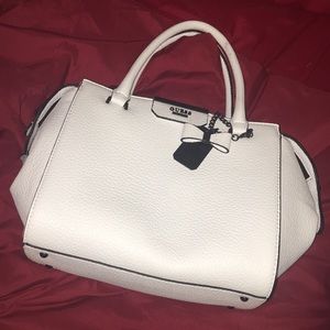 Guess purse!